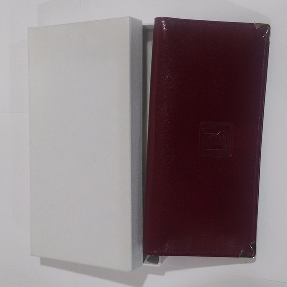 Laviola Milano Burgundy Bi-Fold Long Wallet – Elegant Women's Fashion Accessory - Picture 5 of 13